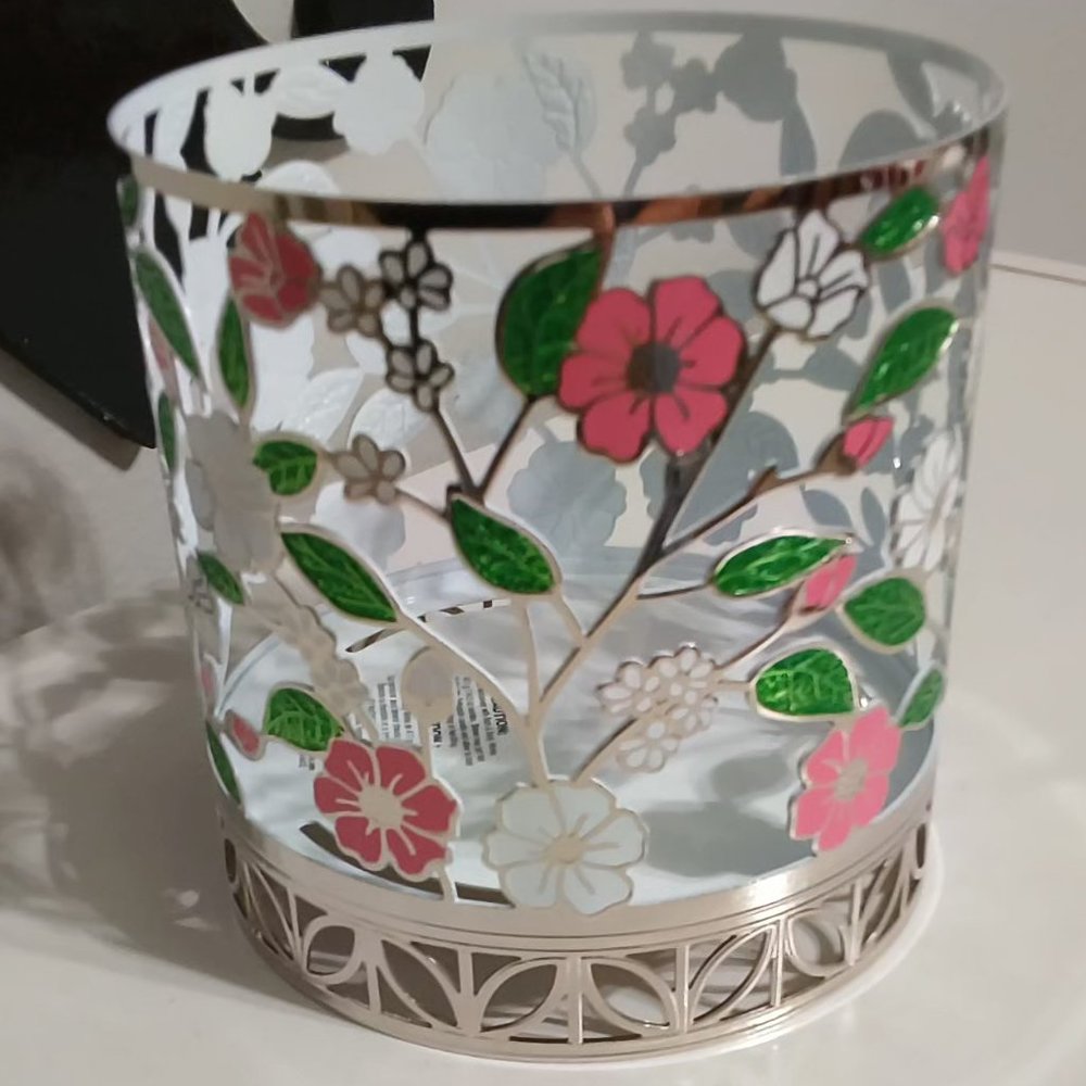 Bath and body works 3 wick candle holder